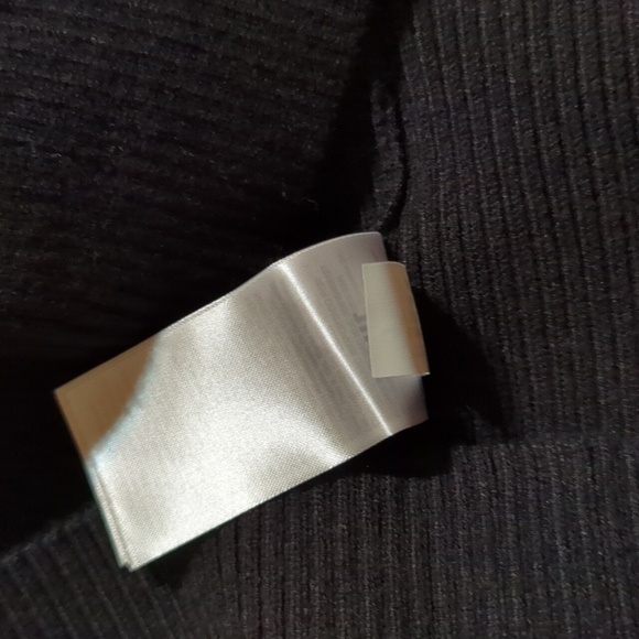 NEW BANANA REPUBLIC V-NECK MIDI SWEATER DRESS - Picture 6 of 6